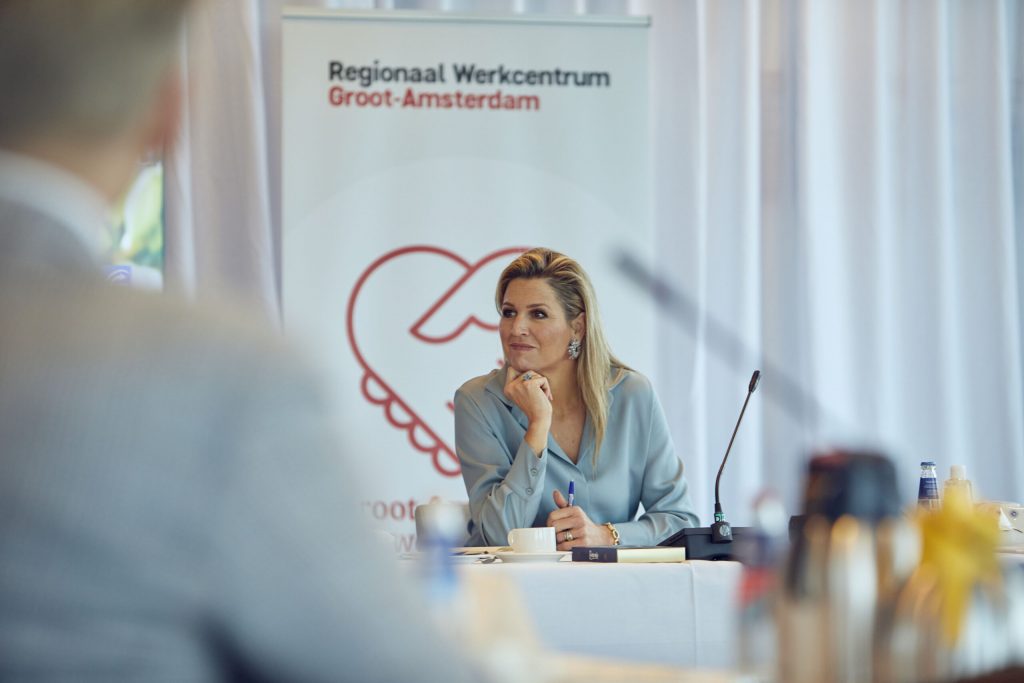 Koningin Maxima bezoekt Regionaal Werkcentrum Groot-Amsterdam